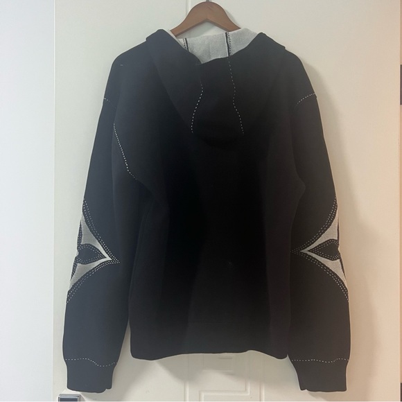 Louis Vuitton Black Monogram Flower Elbow-Patch Zip - Picture 7 of 8